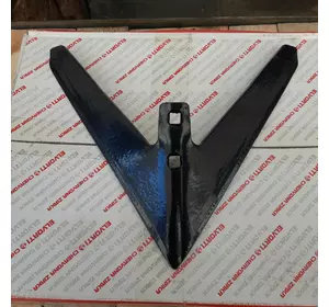 Лапа 330 ММ Культиватора КПС (Червона Зирка) Лапа 330 ММ Культиватора КПС (Червона Зирка)