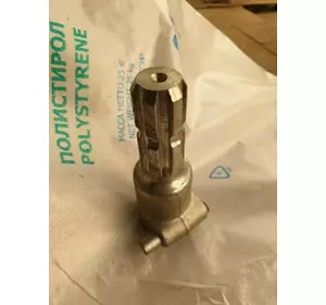 Переходник карданного вала 8х6 под фиксатор Переходник карданного вала 8х6 под фиксатор