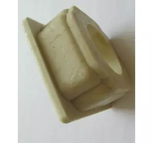 Втулка рамы большая квадратная на грабли ворошилки PZK-5. Втулка рамы большая квадратная на грабли ворошилки PZK-5.