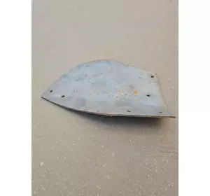 Крыло отвала на плуг ПНЛ ПЯ 3-35 5-35 ПЛЕ 01.411 Крыло отвала на плуг ПНЛ ПЯ 3-35 5-35 ПЛЕ 01.411