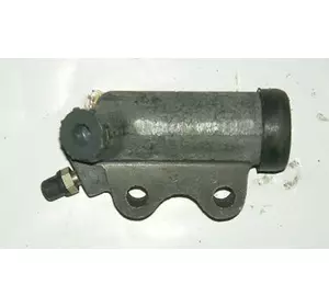 Гидцилиндр вкл.муфты сцеплен. (рабочий) Нива Гидцилиндр вкл.муфты сцеплен. (рабочий) Нива