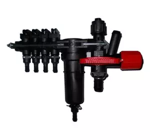 Распределитель-регулятор 4-х секц. ручной (пульт управления) "Agroplast" Распределитель-регулятор 4-х секц. ручной (пульт управления) "Agroplast"