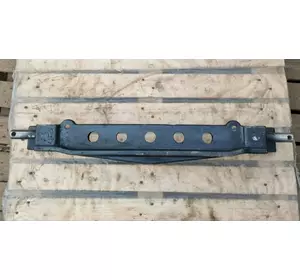 Поперечина прицепного устройства Поперечина прицепного устройства