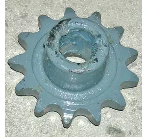 Звездочка z=13,t=19,05 привода выгрузного шнека Дон 1500 Звездочка z=13,t=19,05 привода выгрузного шнека Дон 1500