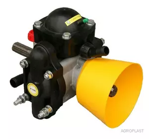 Насос опрыскиватель P-100 "Agroplast" (Польша) Насос опрыскиватель P-100 "Agroplast" (Польша)