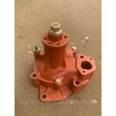 Насос водяной СМД-18/22 комбайна Нива СК-5 18Н-13С2