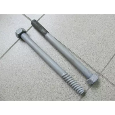 Болт корпуса ПЛН-3,35 М24×300