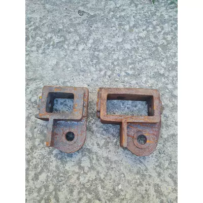 Кронштейны вала навески плуга ПЛН-3-35 (с углоснимом) комплект