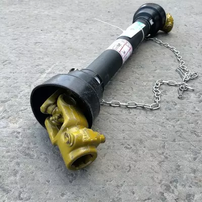 Карданный вал 6х8 крестовина 27х74 длина 90см