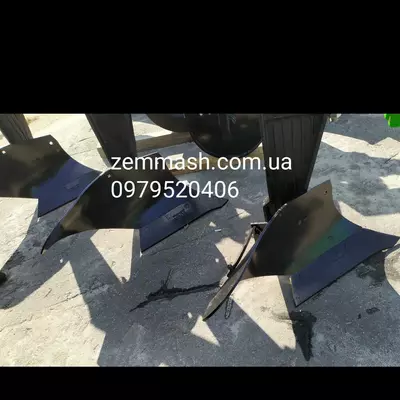 Отвал плуга винтовой на ПЛН 3-35,5-35