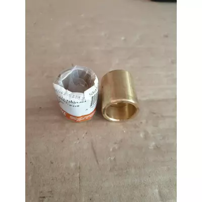 Втулка бронзовая трещетки на косилку роторную польскую Wirax Z-069